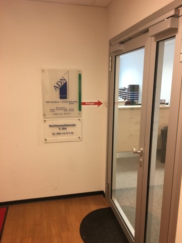 Eingang ins Büro Hamburg