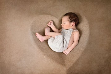Erstbelichtung Babyfotografie aus Bergisch Gladbach - Referenz-Bild 001